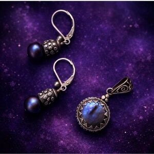Sterling Silver Black Pearl Pendant & Earrings Set • 925
